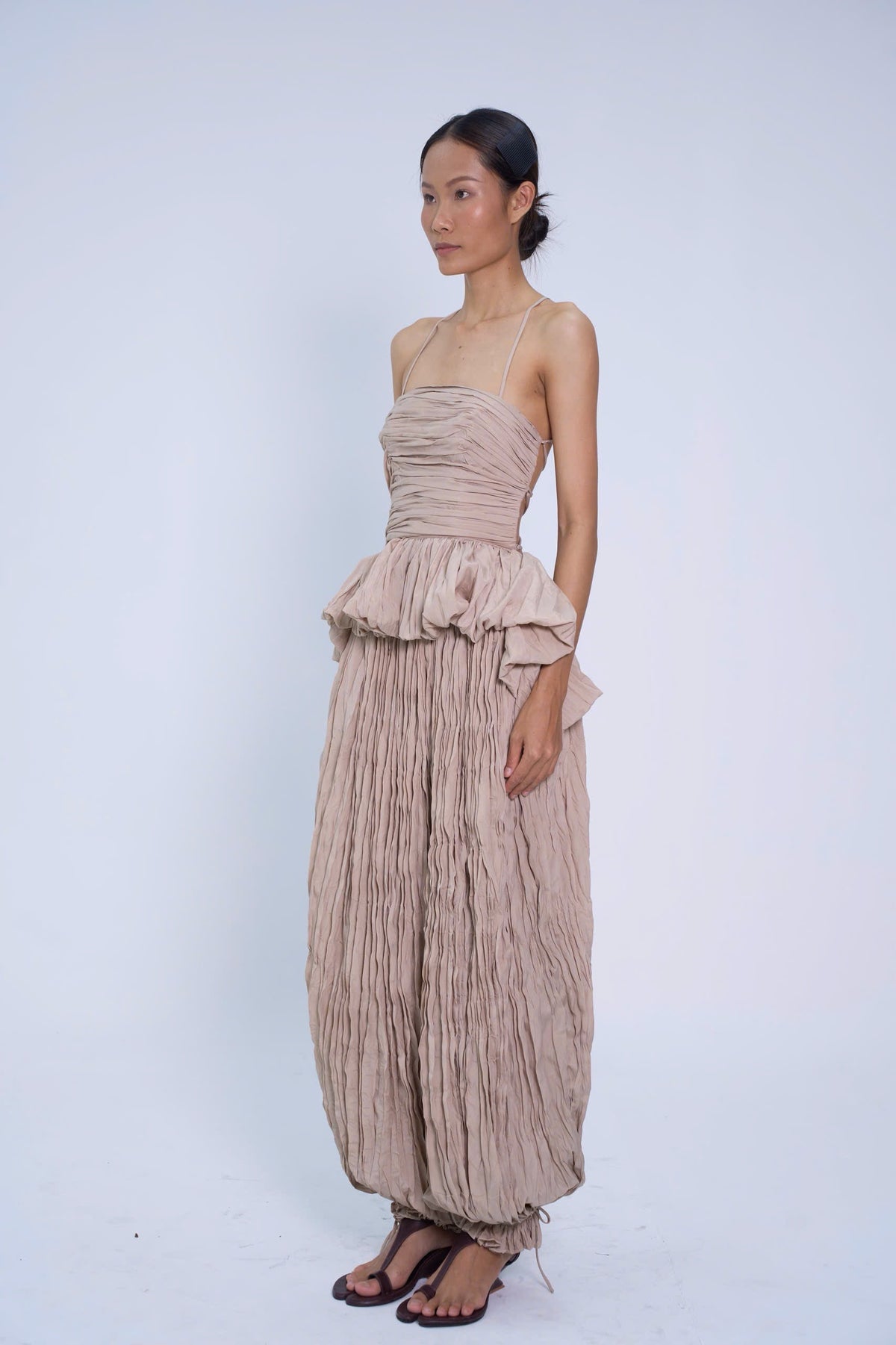 GREY RA ĐỒNG WRINKLES HAREM
