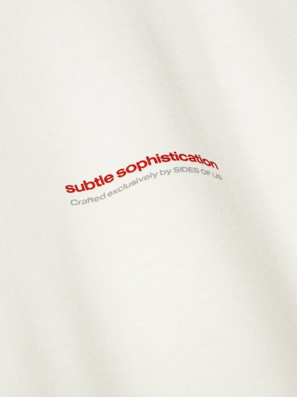 SUBTLE LOGO T-SHIRT - WHITE