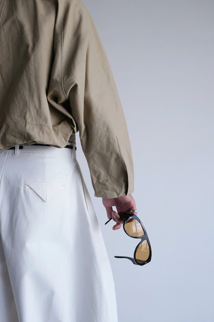 WHITE WIDESACK TROUSERS