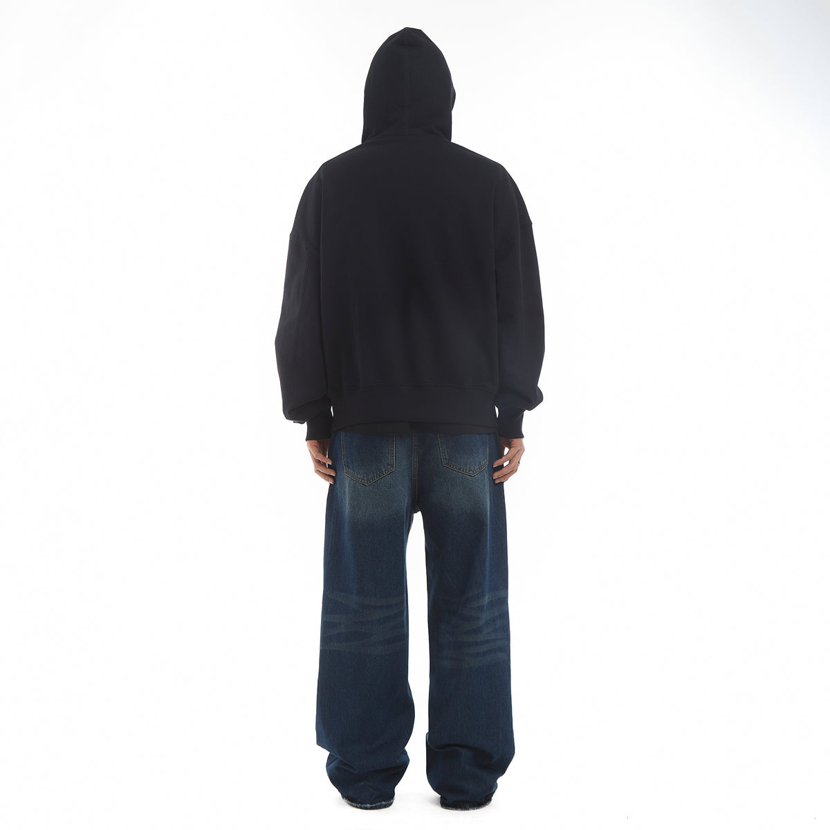METAL ZIPPED HOODIE/ BLACK