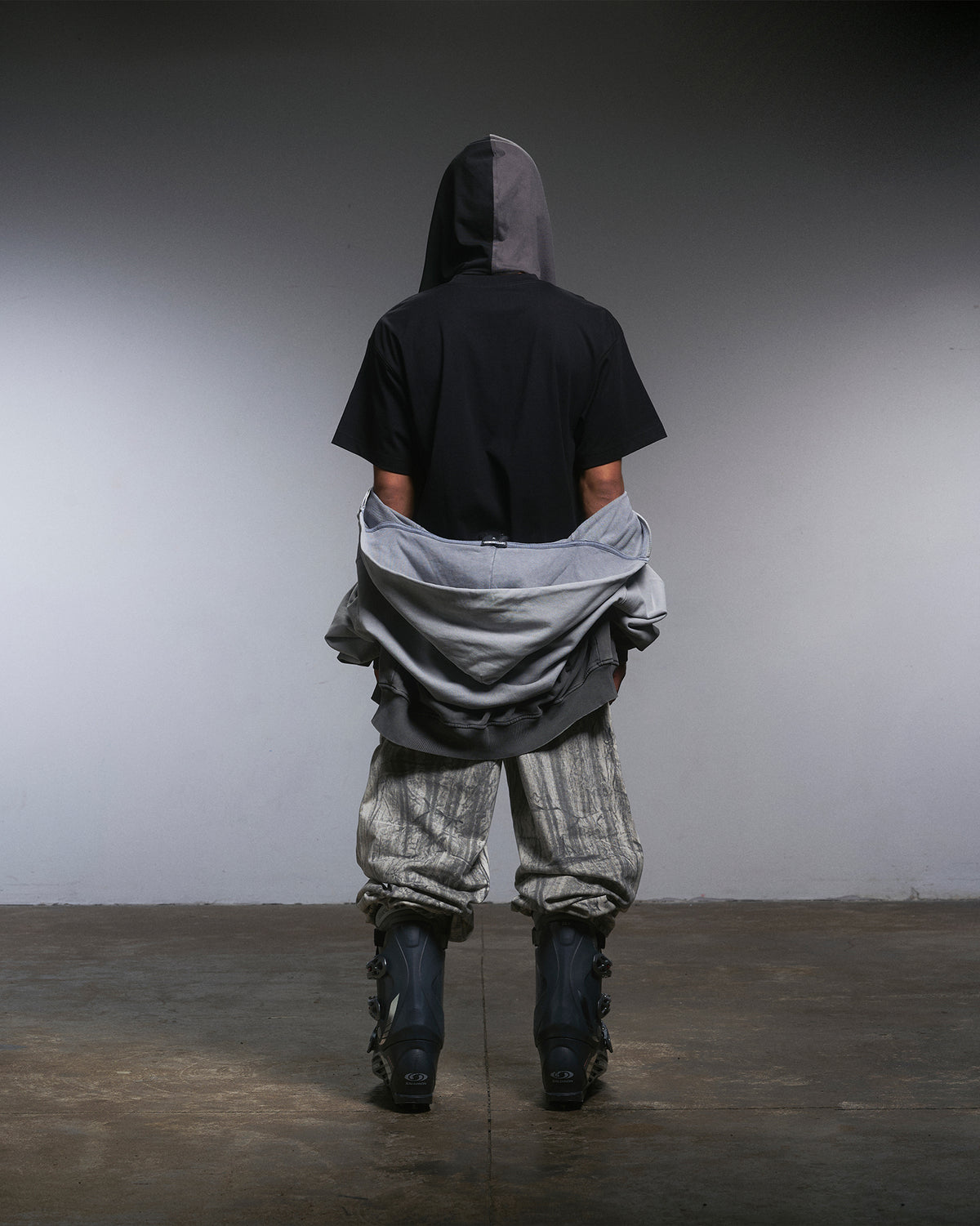 TIE-DYE WASHED DIRTY WHITE BAGGY JEANS/ WHITE