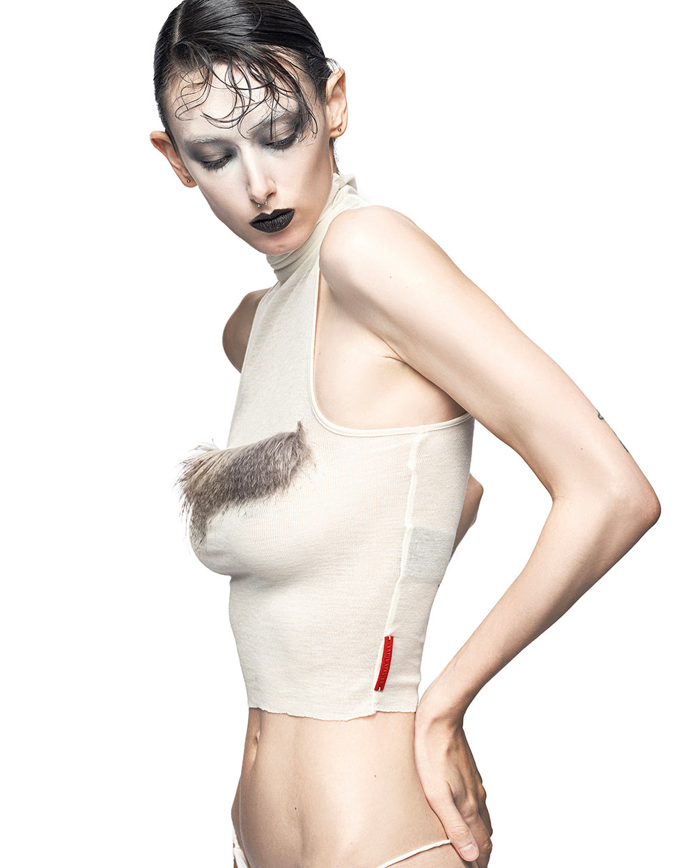 Fangs Out Top