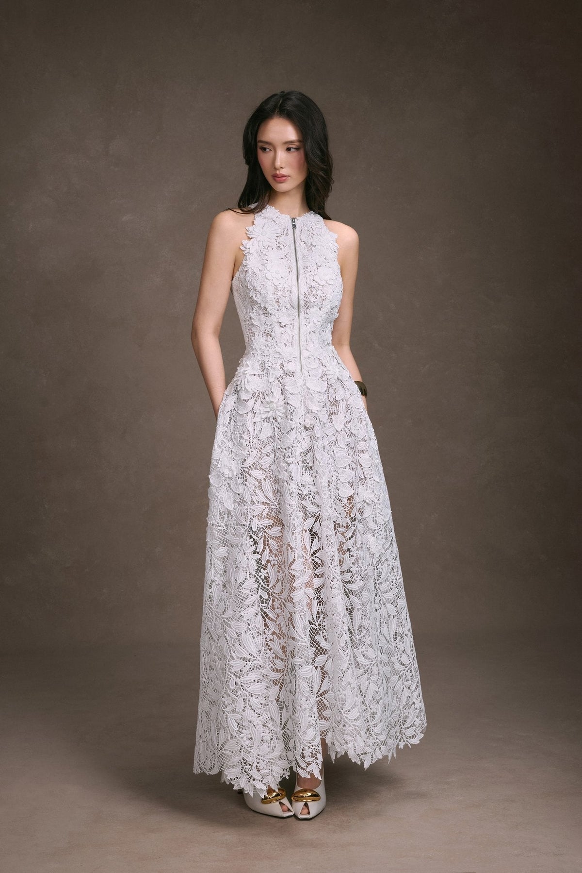 FLORAL LACE DRESS