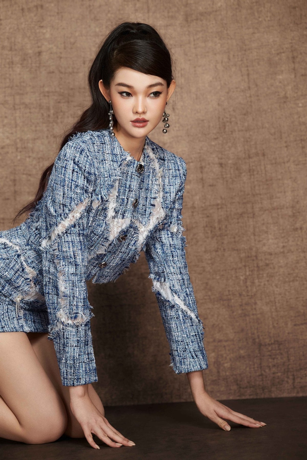 RIFTED CROP BLAZER