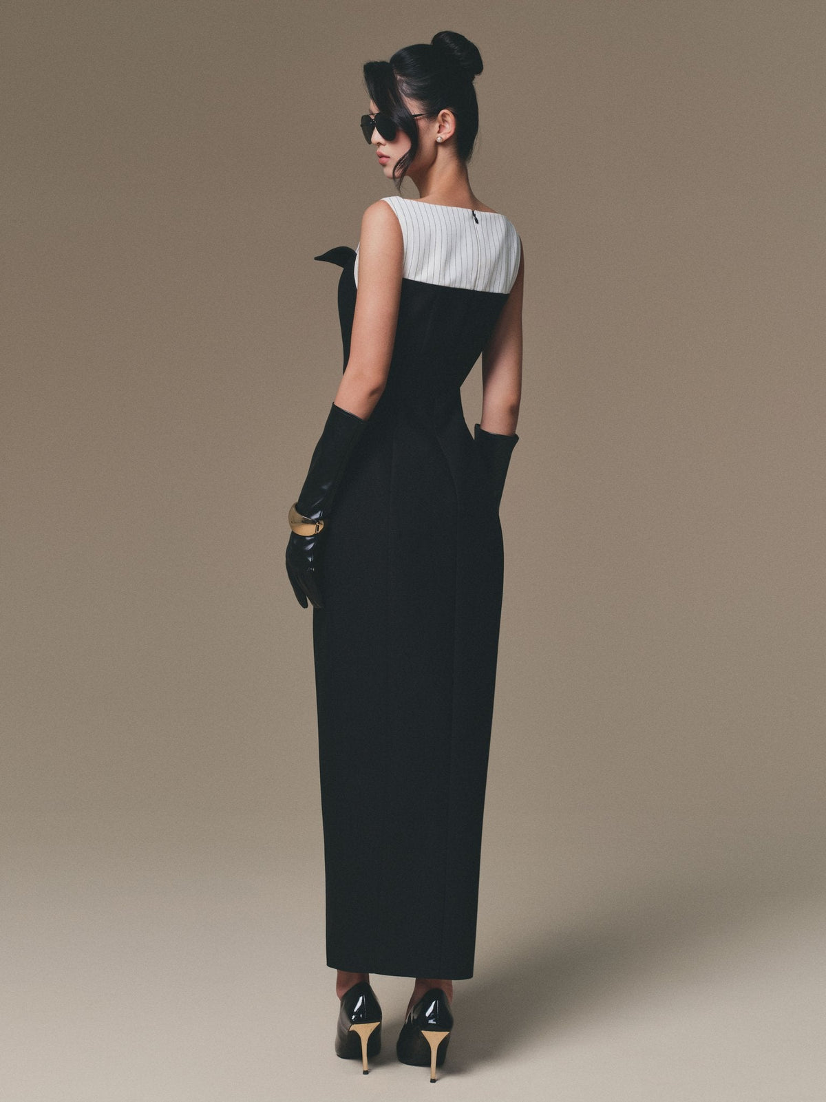 BLACK FLIPPED-BUST PANEL DRESS