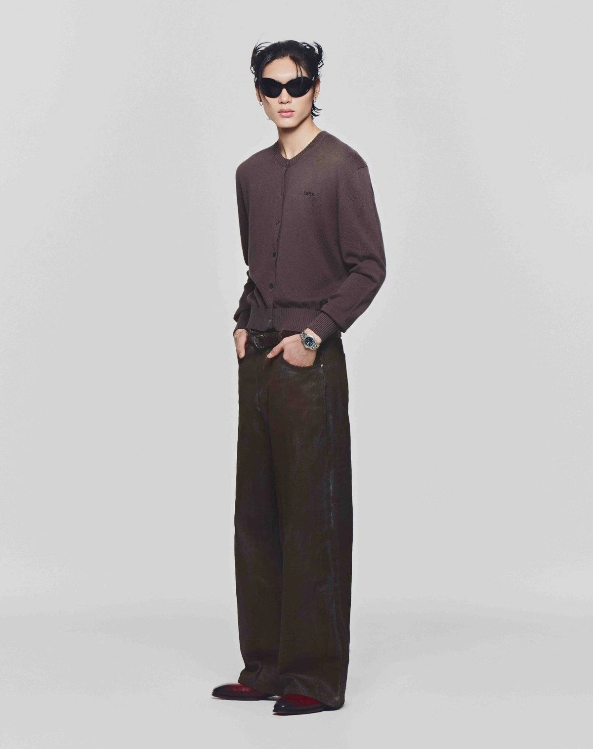 chocolate-autumnal-knit-cardigan lider astoud