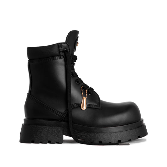 the-gigantic-wolf-black-combat-boot thewolf astoud