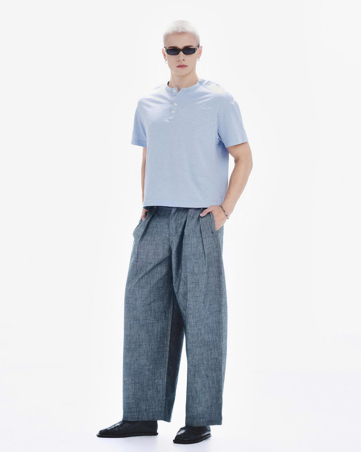 HENLEY SHOULDER BUTTON T-SHIRT ( ICY BLUE )