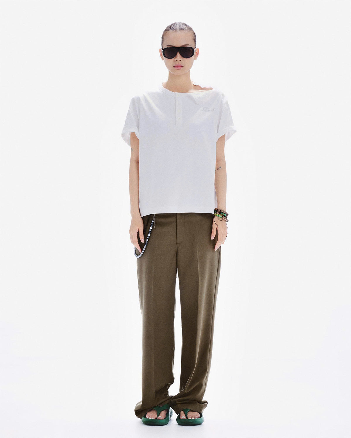 HENLEY SHOULDER BUTTON T-SHIRT ( RICE WHITE )