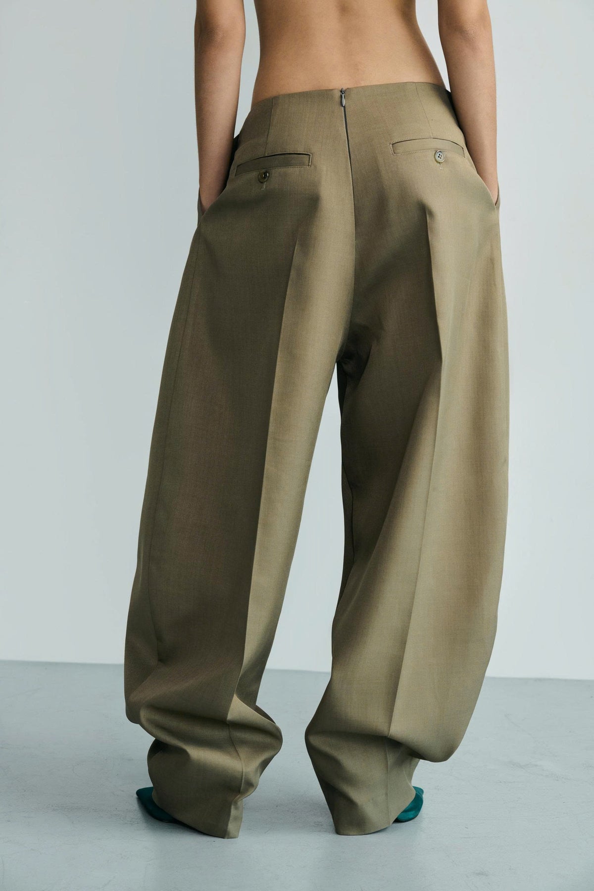"LẤN LƯỚT" PANTS - LIGHT BROWN