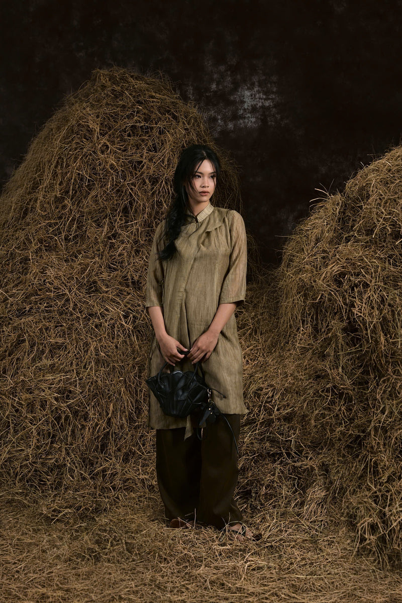 MOSS VẠC SÀNH ÁO DÀI