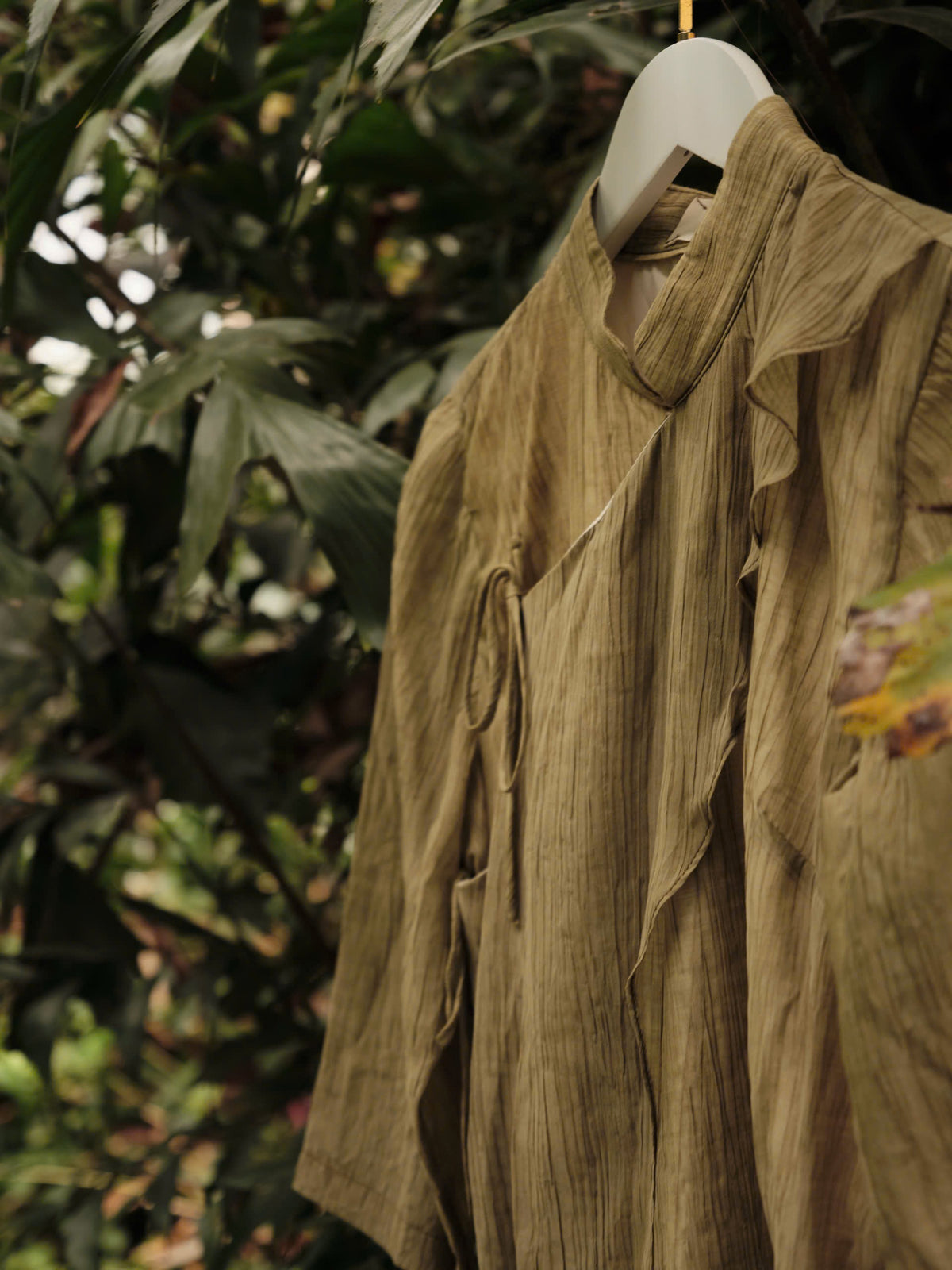 MOSS VẠC SÀNH ÁO DÀI