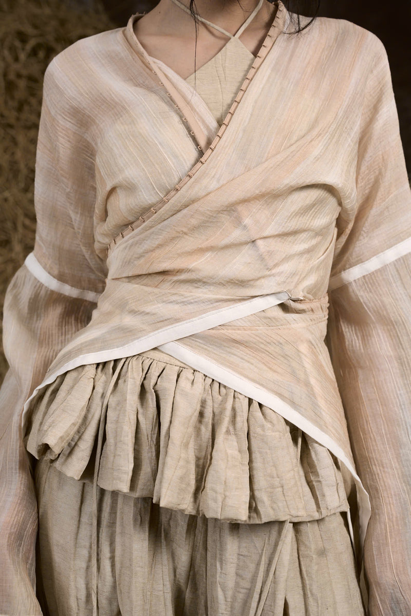 CREAM GIÁP HẠT SILK ROBE