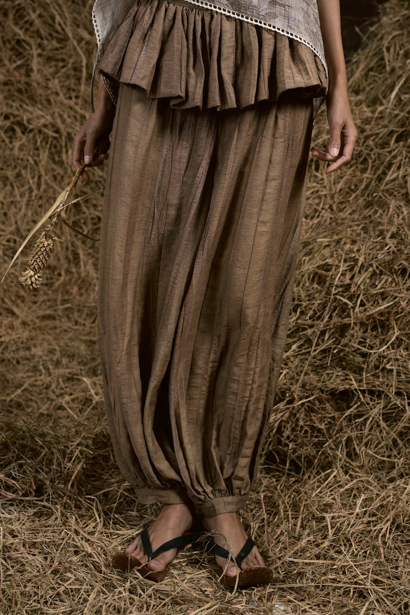 BROWN CHÂN TRẦN LINEN PEPLUM HAREM