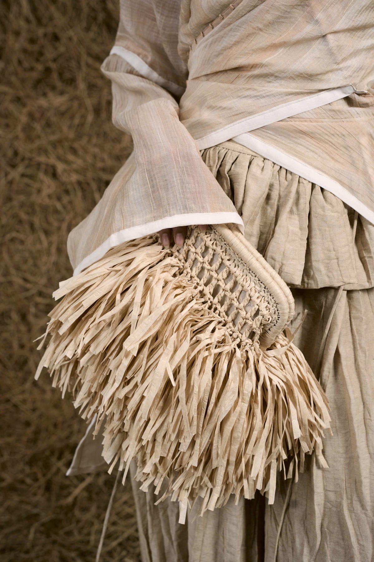 CREAM AN HERITAGE STRAW CLUTCH 