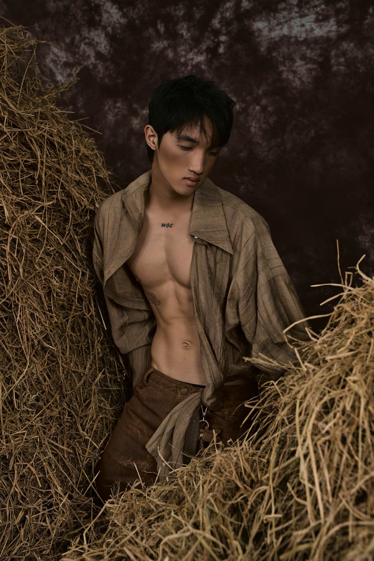 BROWN DRIED BANANA LEAVES LINEN SHIRT