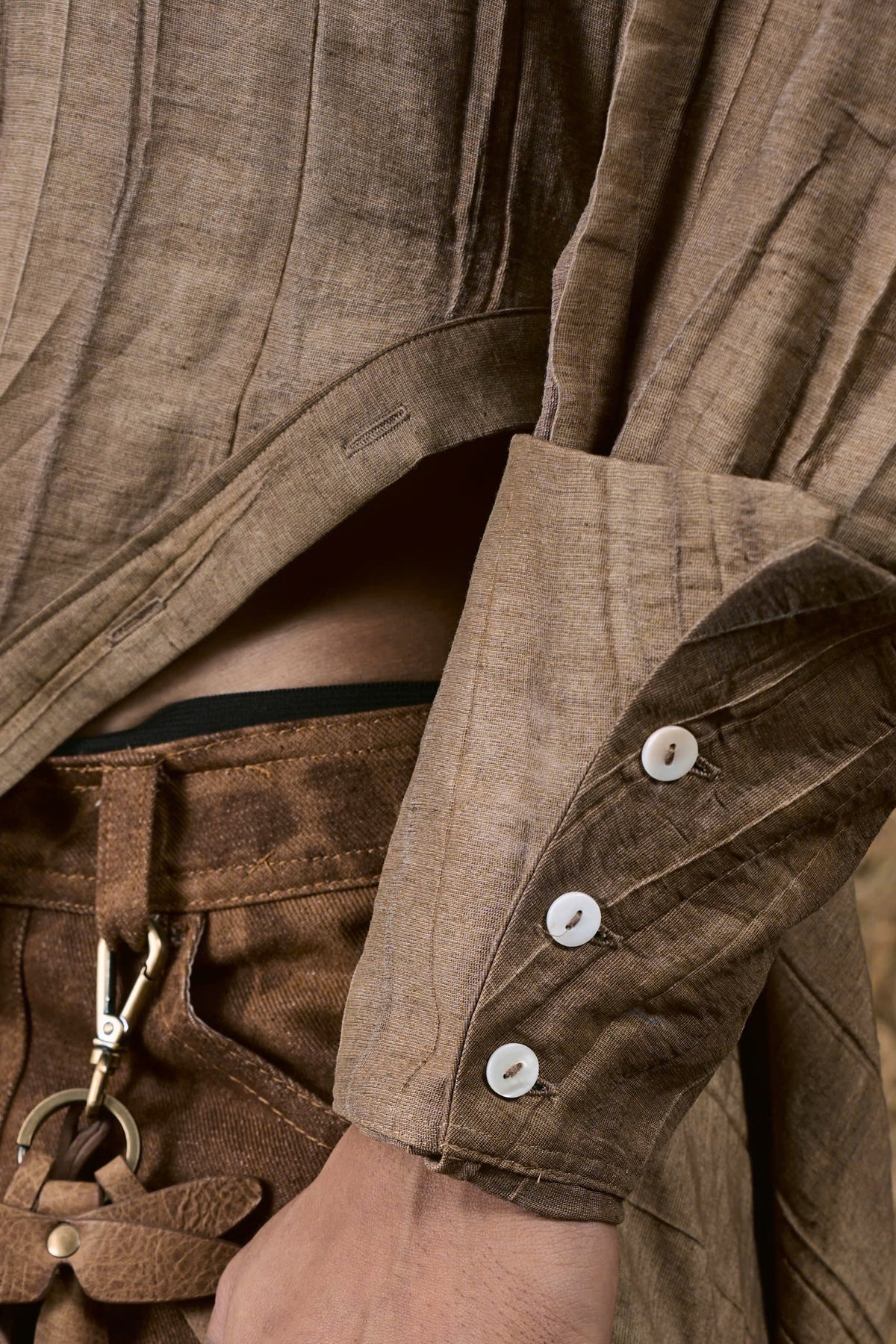 BROWN DRIED BANANA LEAVES LINEN SHIRT