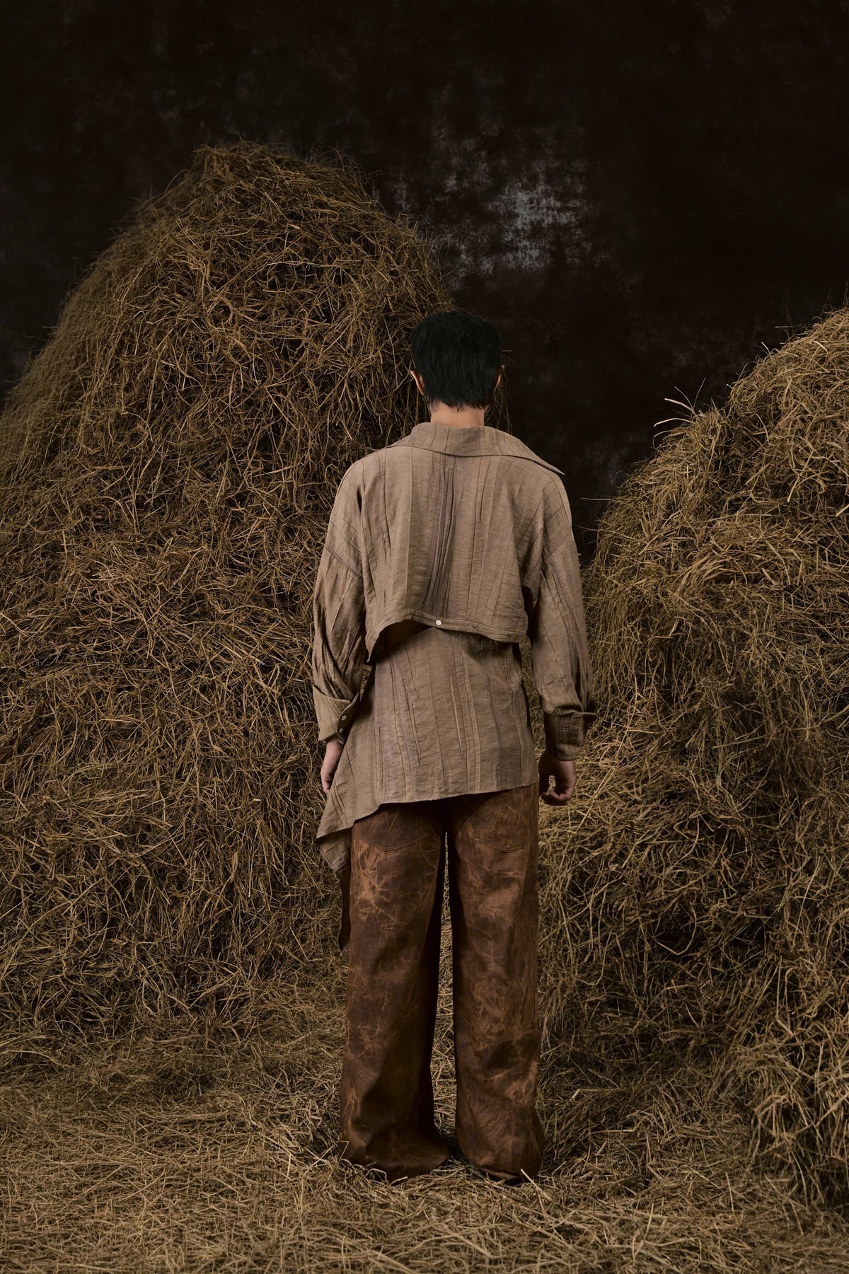 BROWN DRIED BANANA LEAVES LINEN SHIRT