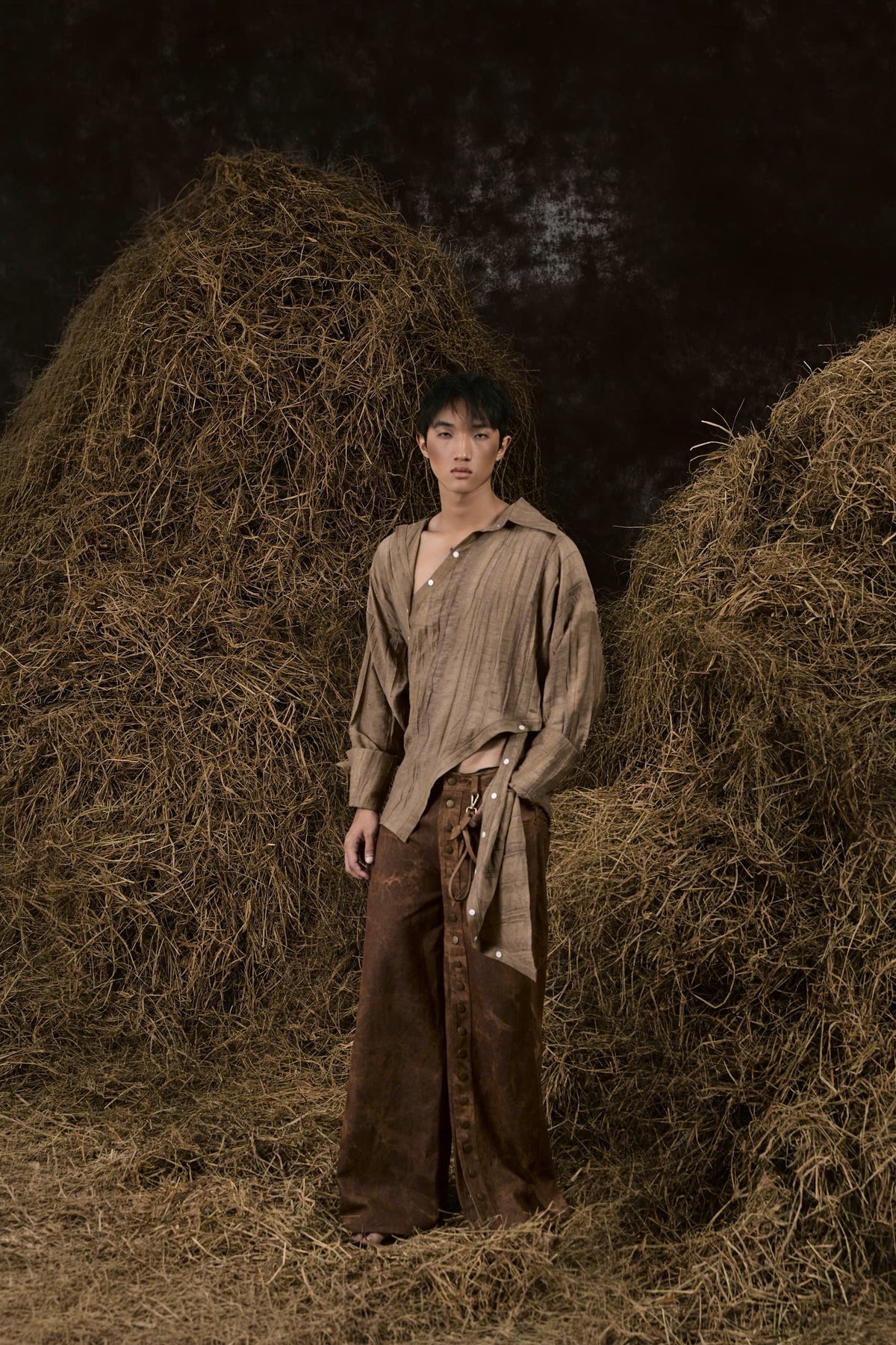 BROWN DRIED BANANA LEAVES LINEN SHIRT