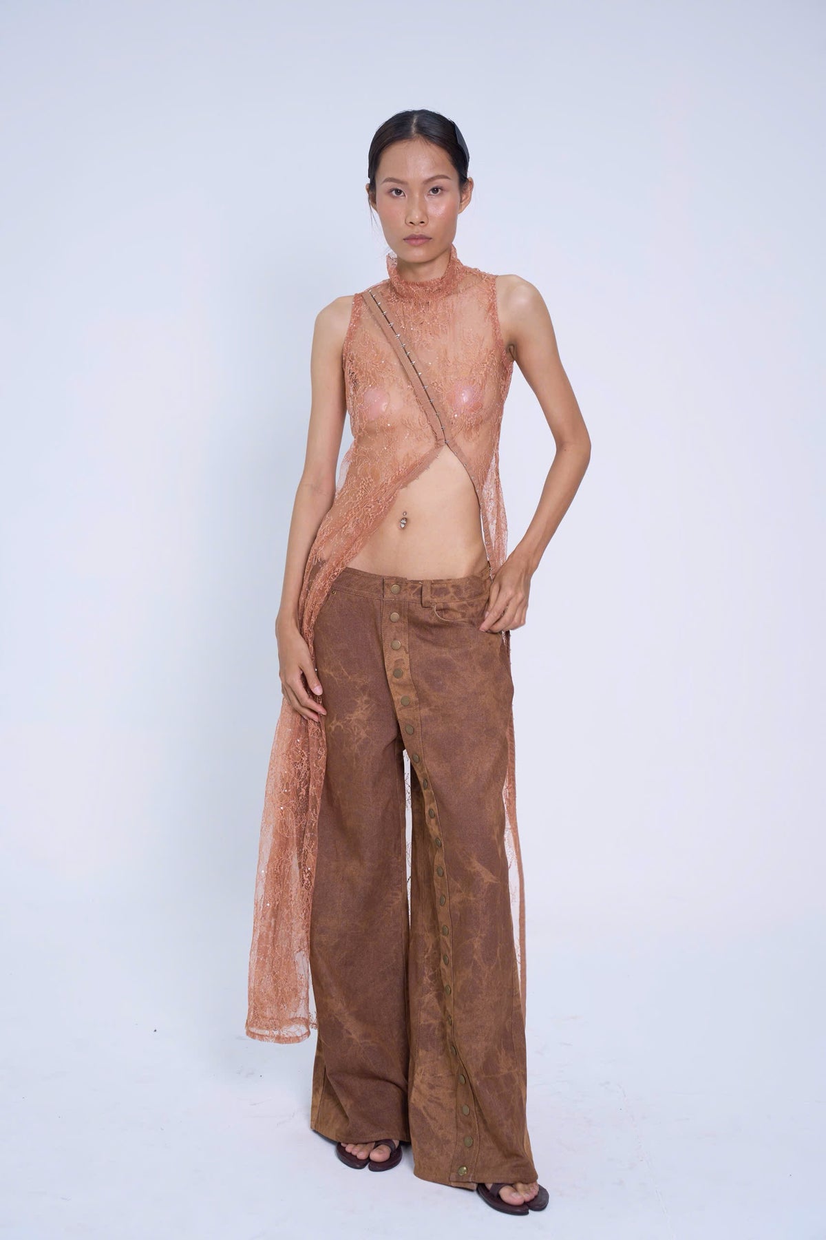 BROWN STRAY JEANS