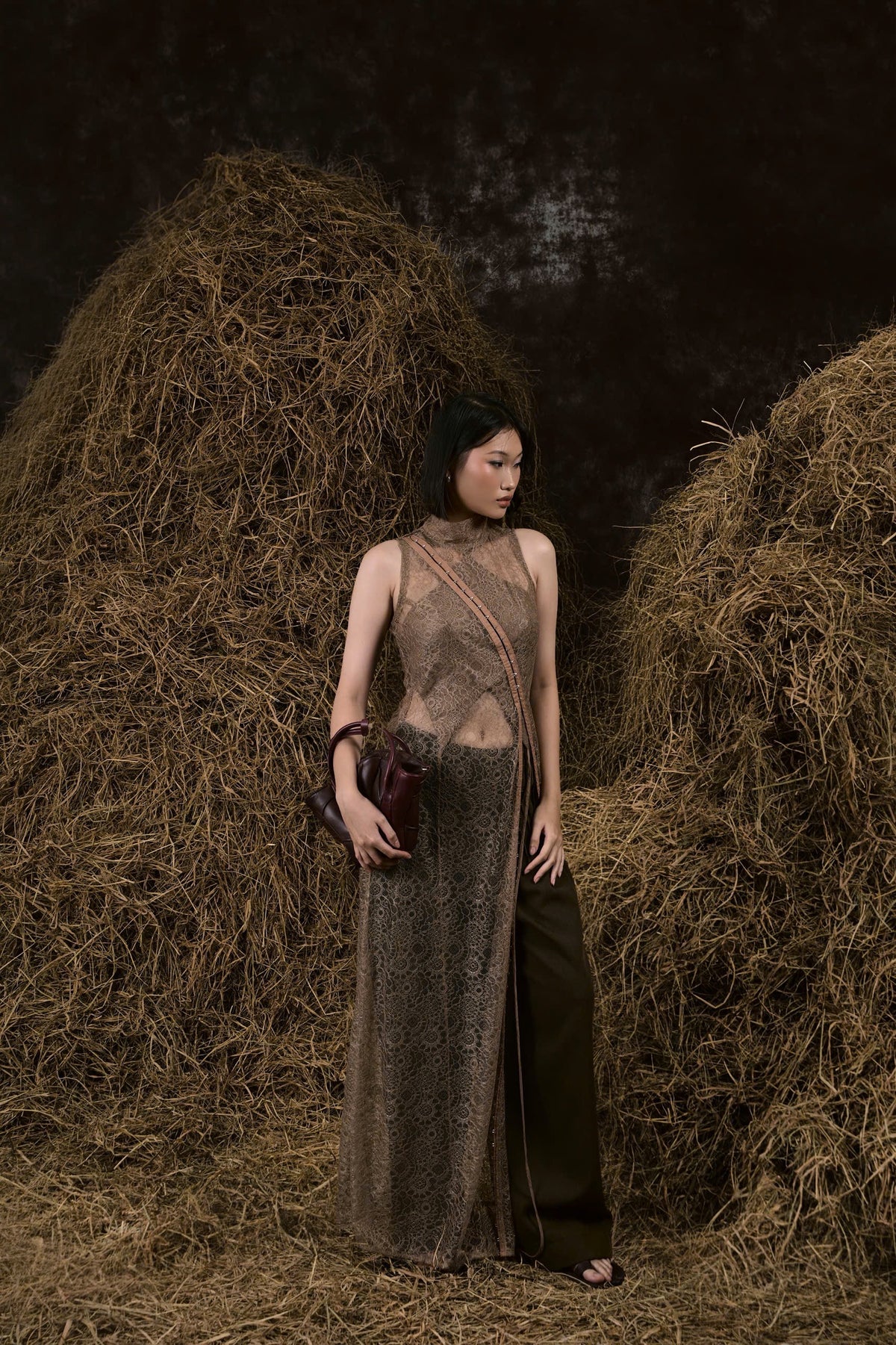 MOSS BROWN SỢI NẮNG LACE DRESS