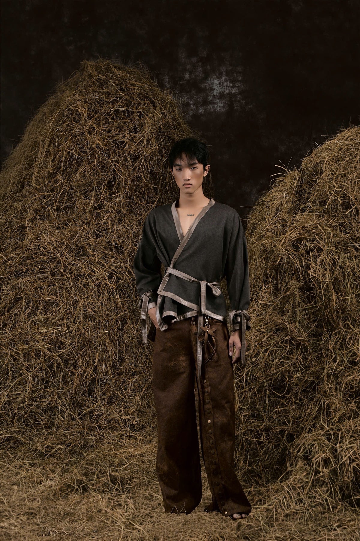 GREY NHÀ NÔNG COAT