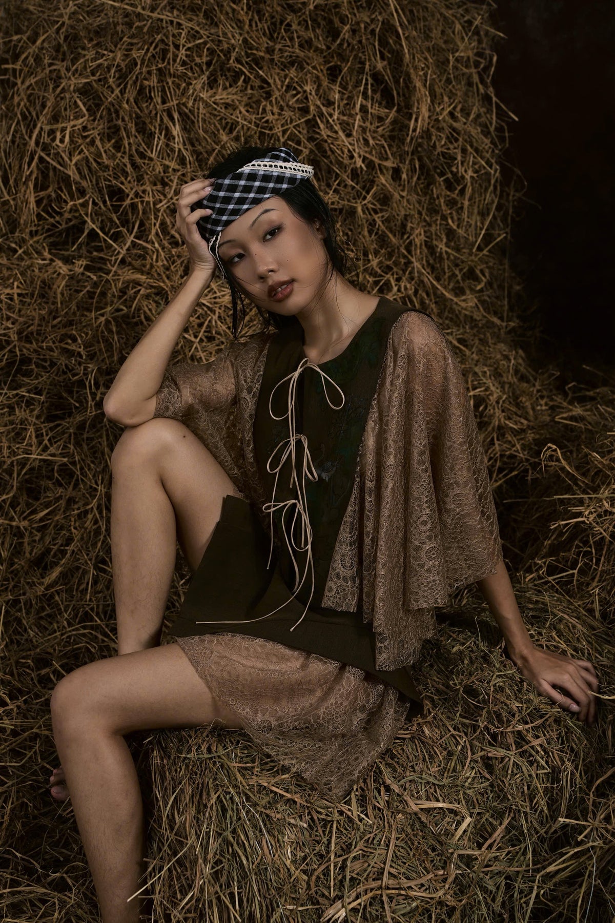 SOÀI CHEK HAND-PAINTED CAPE