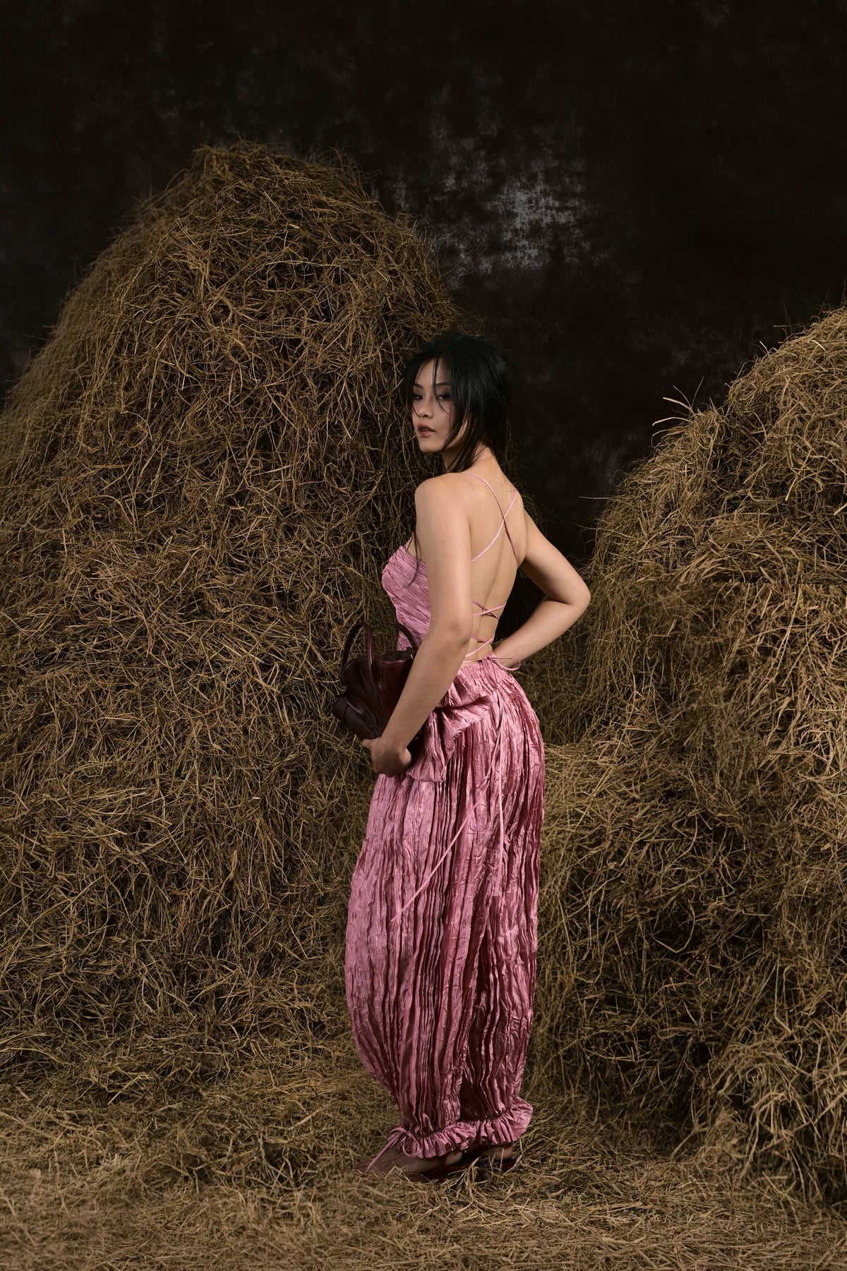 PUNCH PINK RA ĐỒNG WRINKLES HAREM