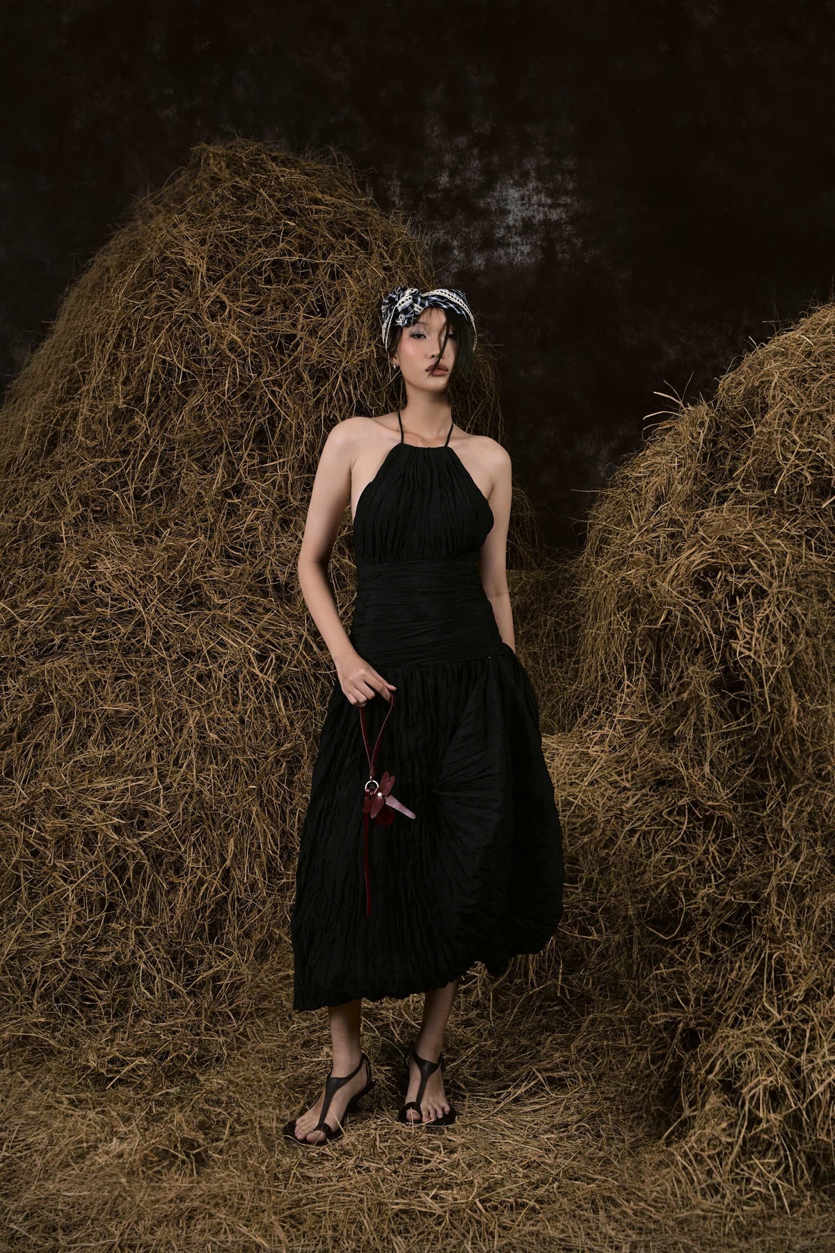 BLACK BỘI THU WRINKLES BUBBLE DRESS