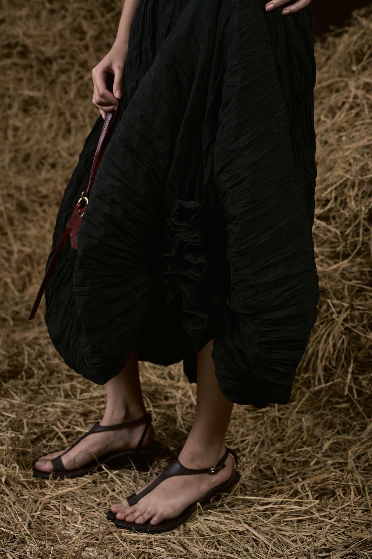 BLACK BỘI THU WRINKLES BUBBLE DRESS