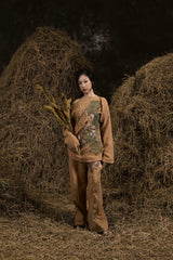 BROWN ĐÔN HẬU MUSLIN HAND-PAINTED BLOUSE