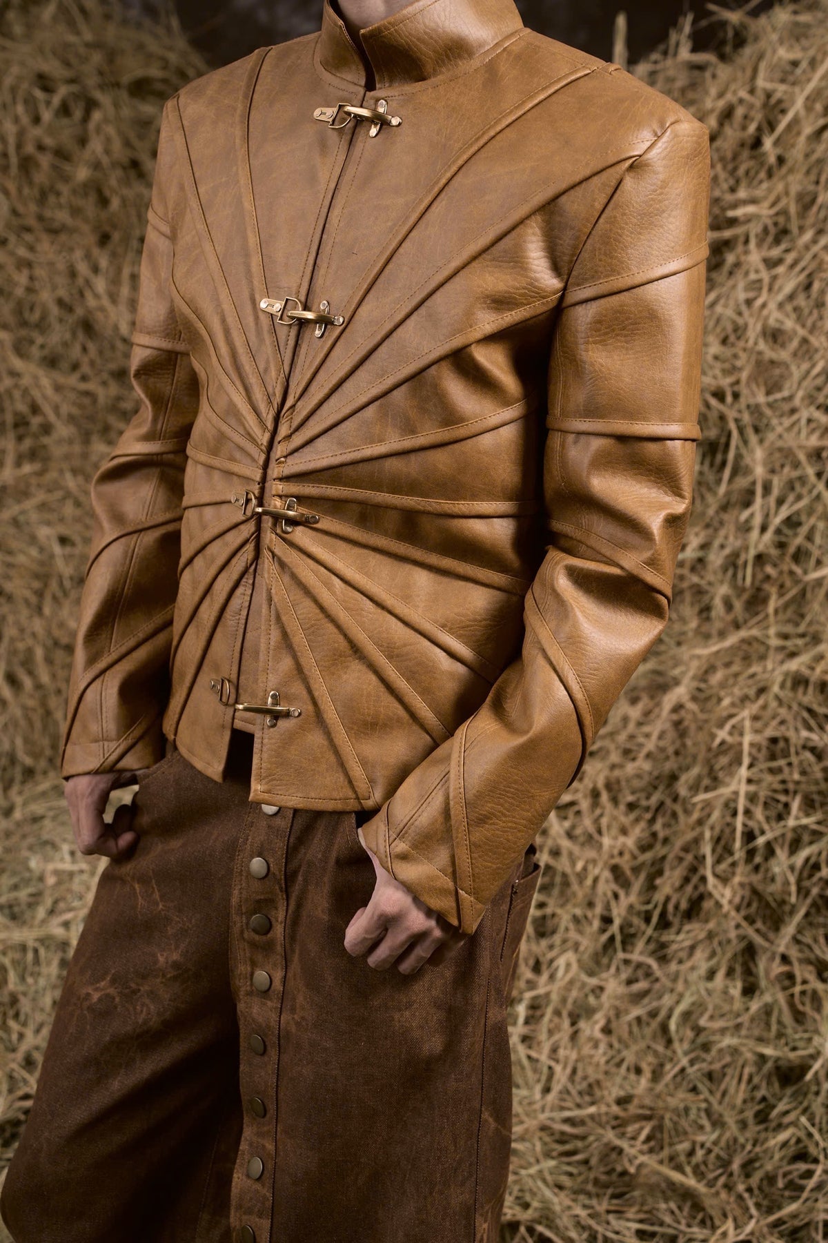 BROWN THẤT SƠN LEATHER JACKET