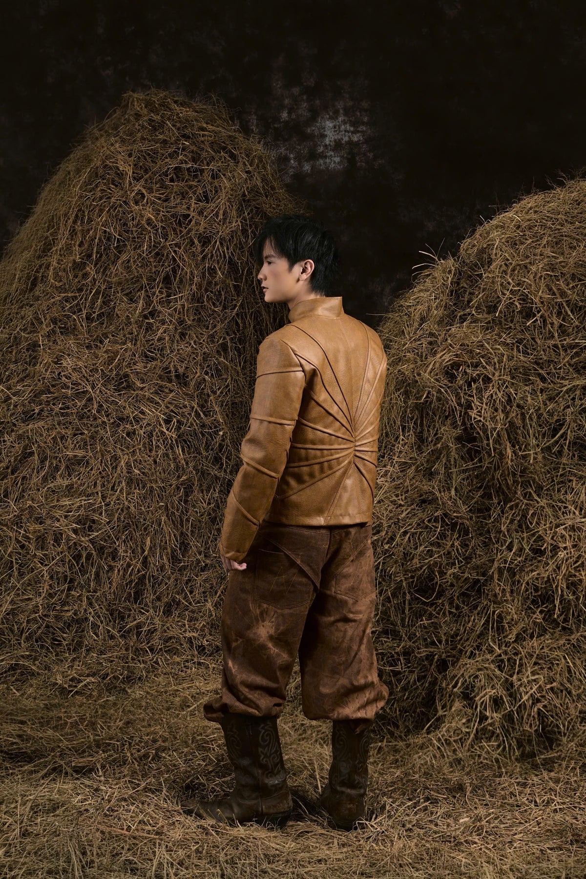 BROWN THẤT SƠN LEATHER JACKET