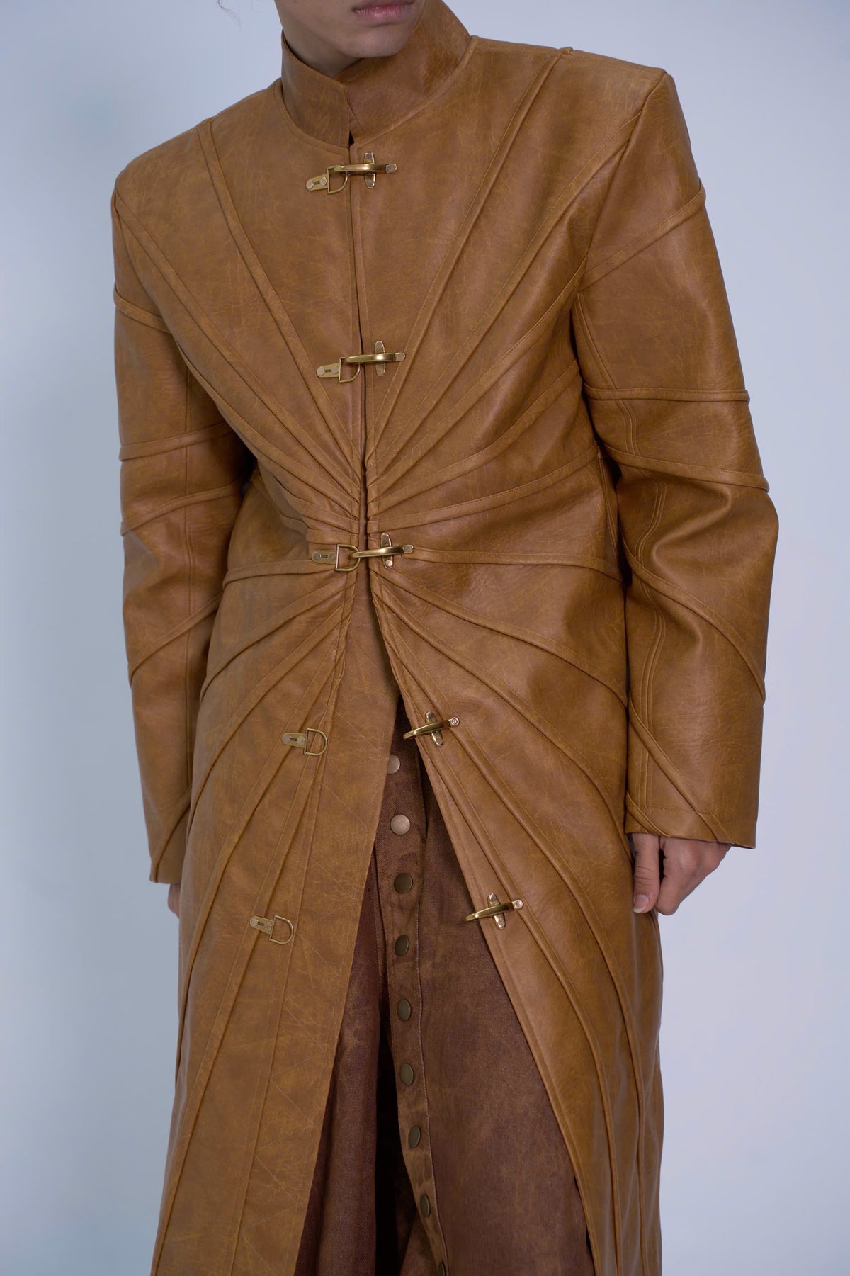 BROWN THẤT SƠN LEATHER LONG COAT