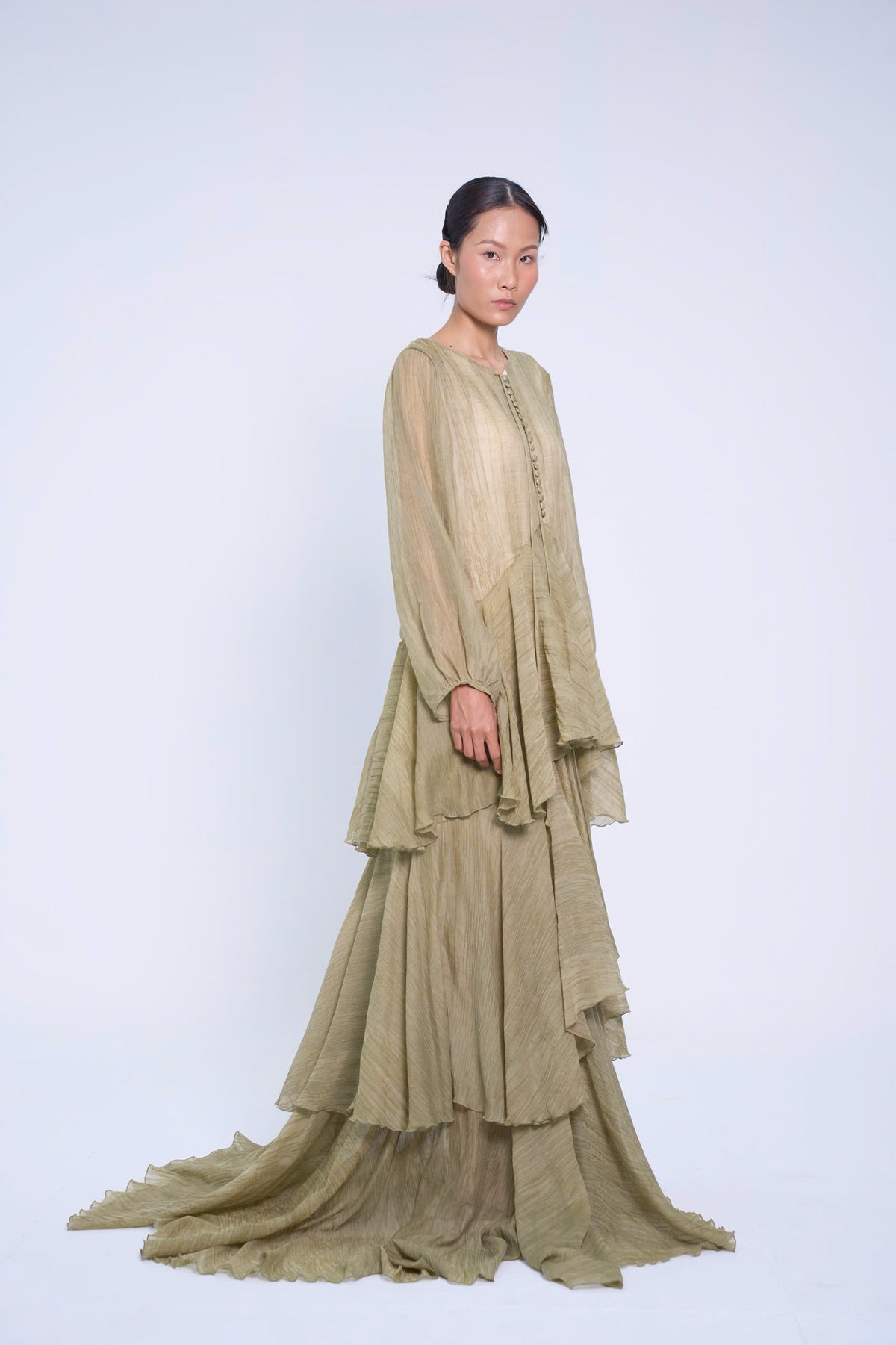 ĐÒNG ĐÒNG SILK V-NECK RUFFLED GOWN