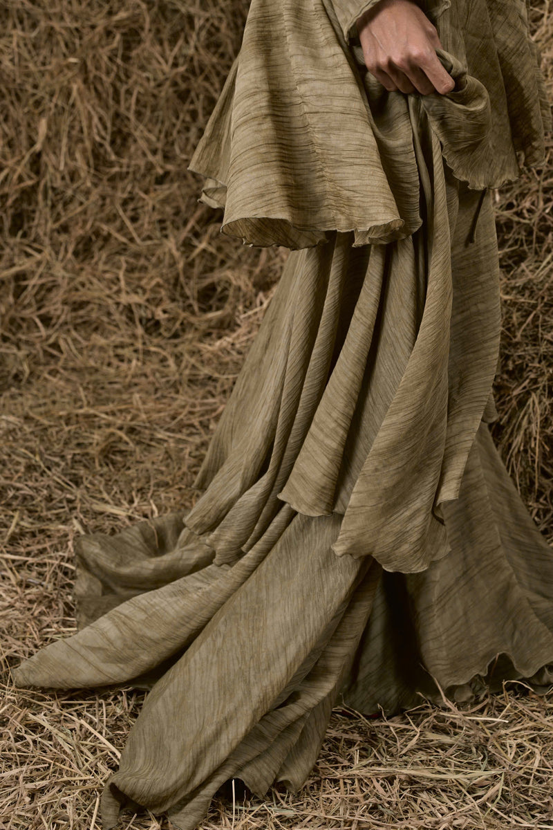 ĐÒNG ĐÒNG SILK V-NECK RUFFLED GOWN