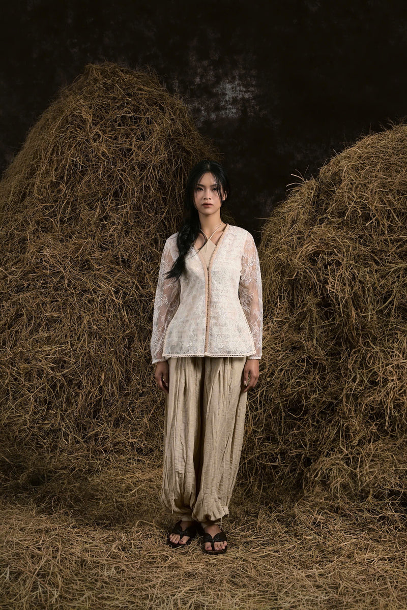 NÀNG NHEN LACE RUFFLED SOUTH VIETNAMMESE PAJAMA