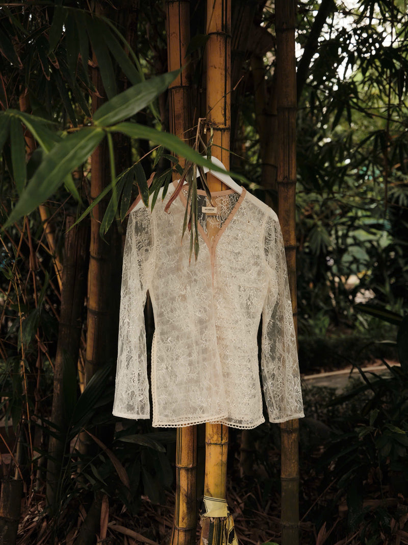 NÀNG NHEN LACE RUFFLED SOUTH VIETNAMMESE PAJAMA