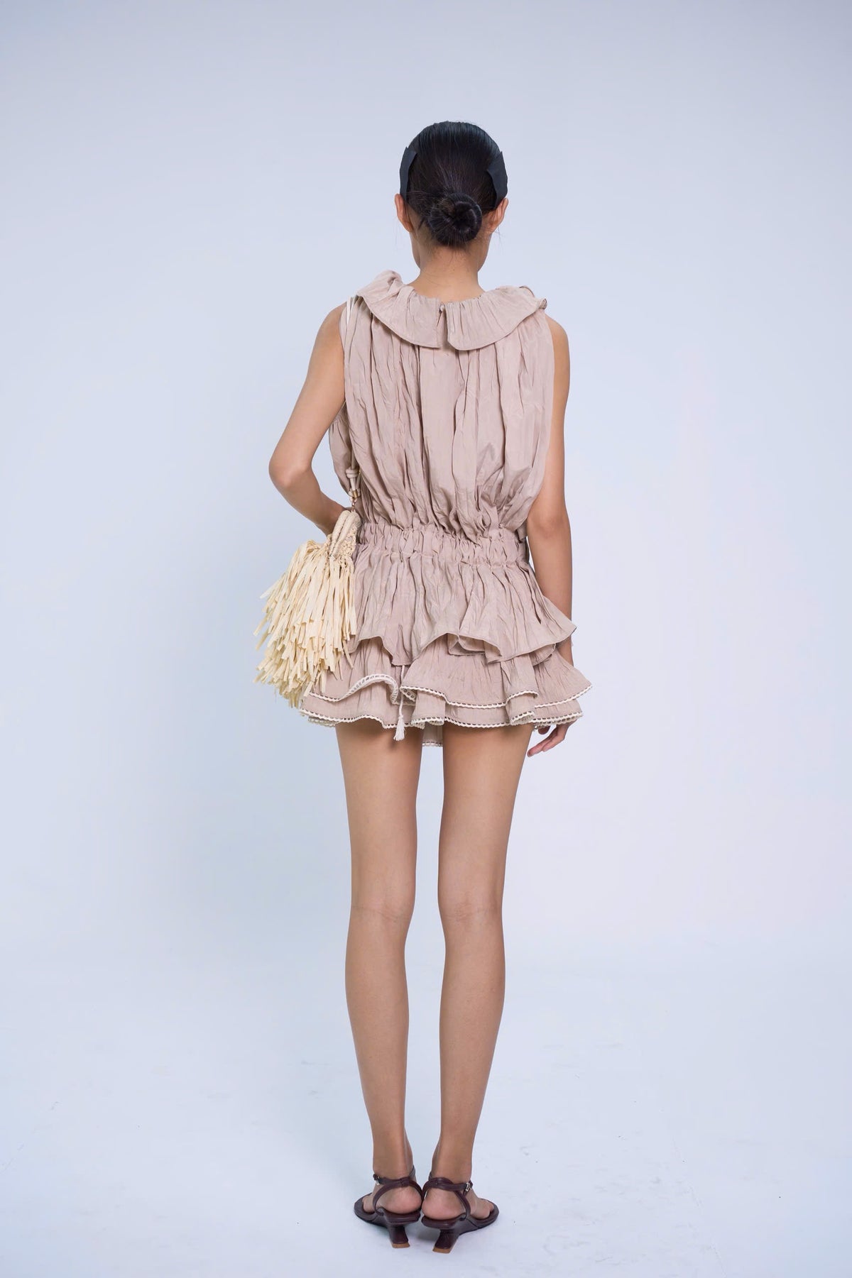 GREY CHỨA CHAN WRINKLES BUBBLE TOP