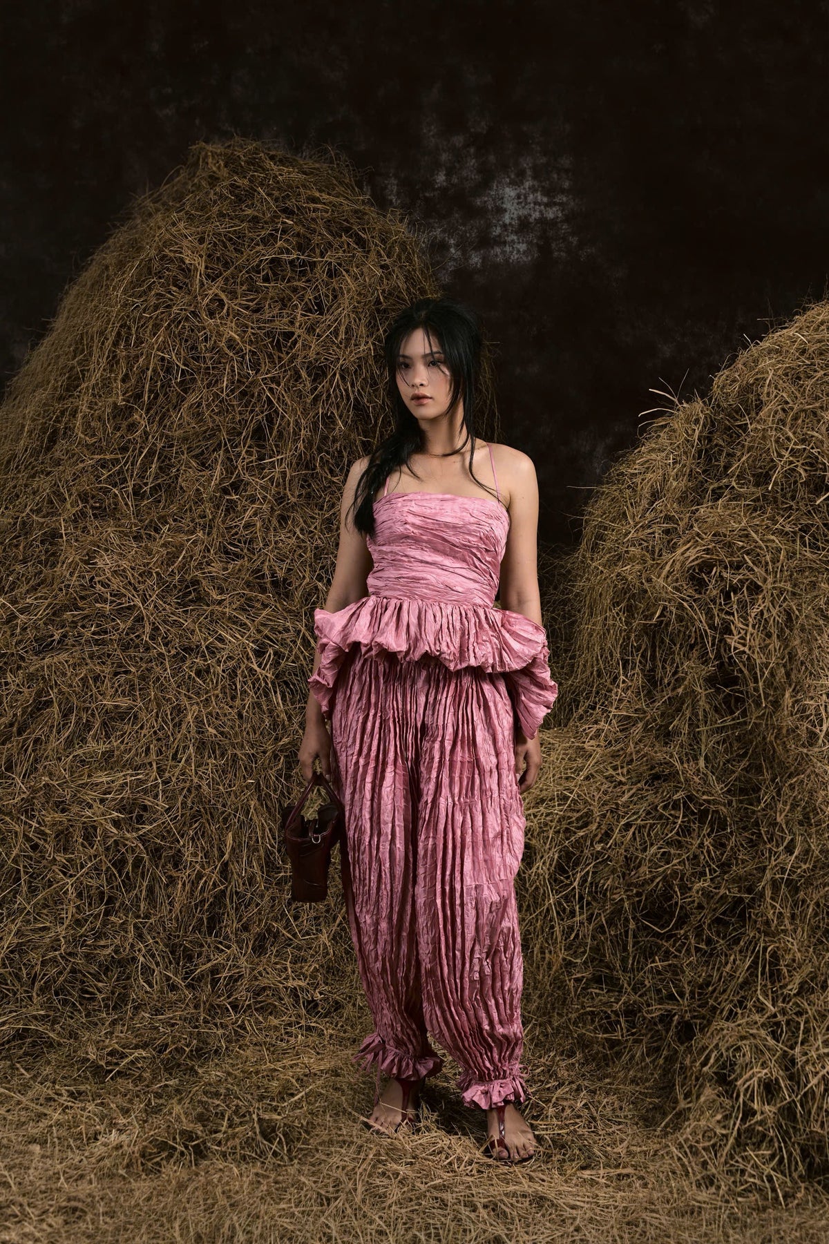 PUNCH PINK HỐI HẢ WRINKLES PEPLUM CAMISOLE