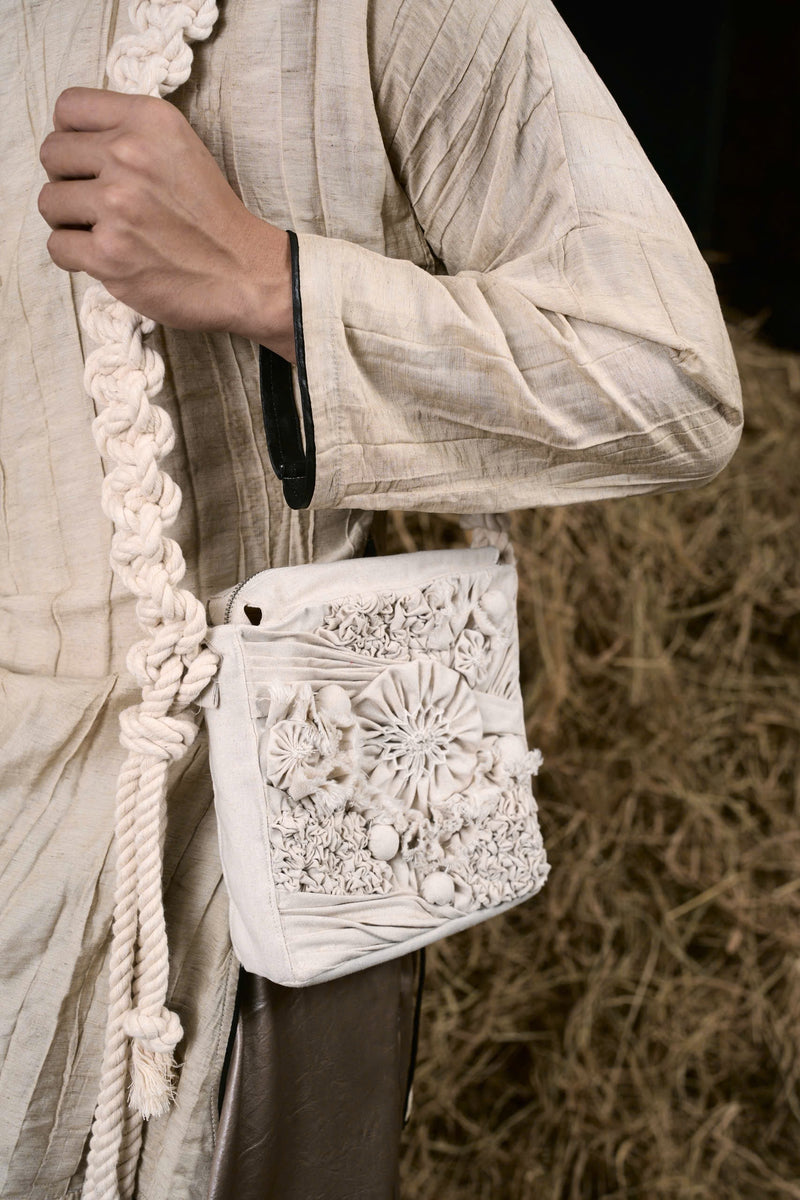 BEIGE ALGAE LINEN BAG