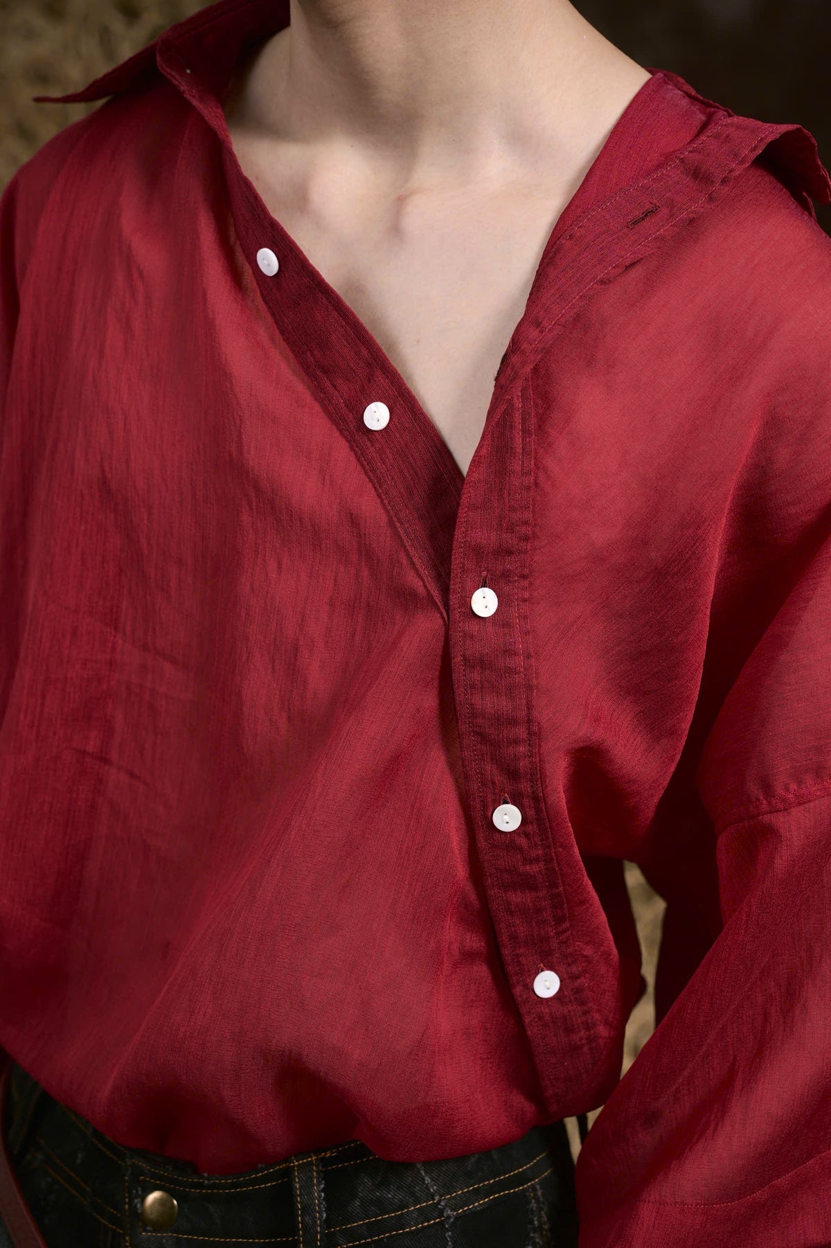 RED NGHÊU NGAO VOILE SHIRT