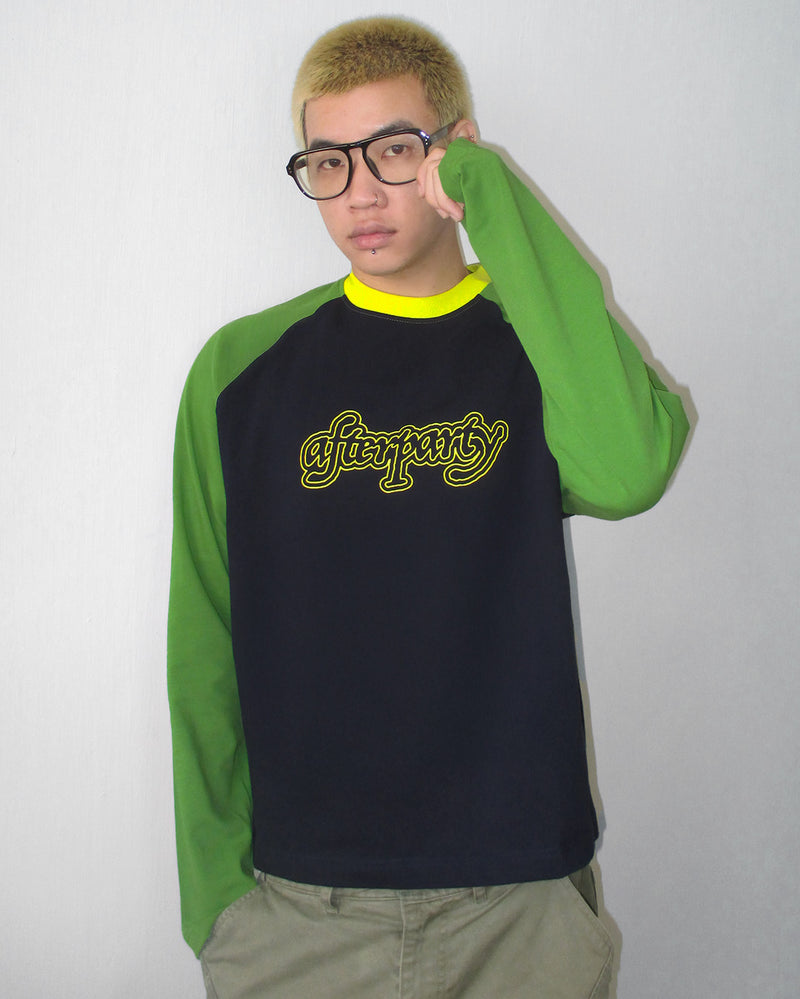 NAVY/GREEN SCRIPT LETTER RAGLAN TEE