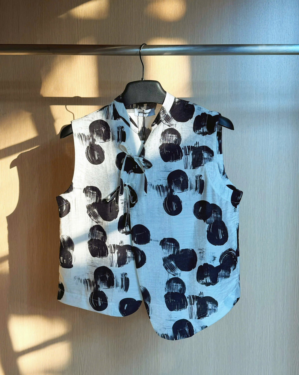 PHAT SANG SHIRT - BLACK & WHITE