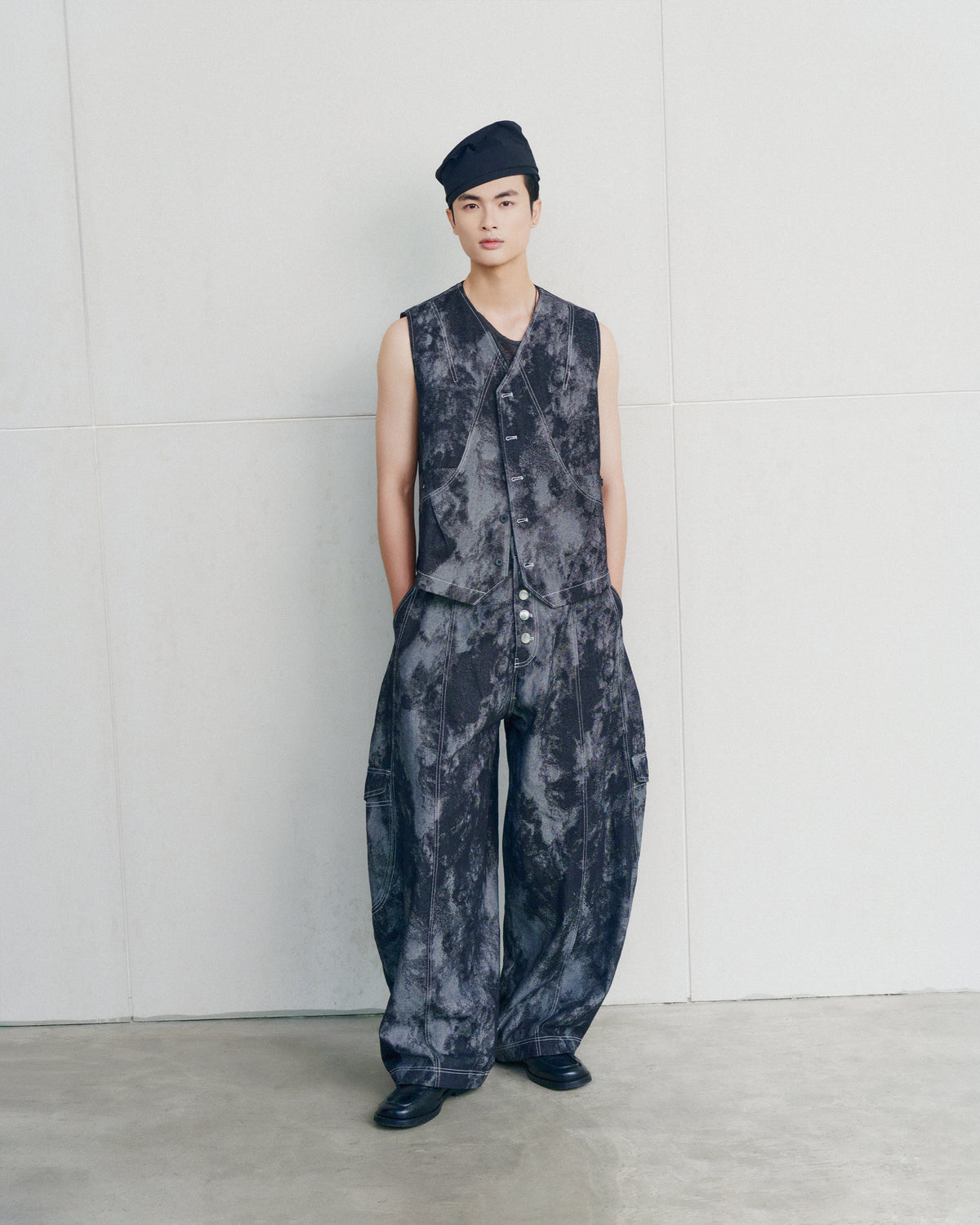 BLACK DABAC GILET