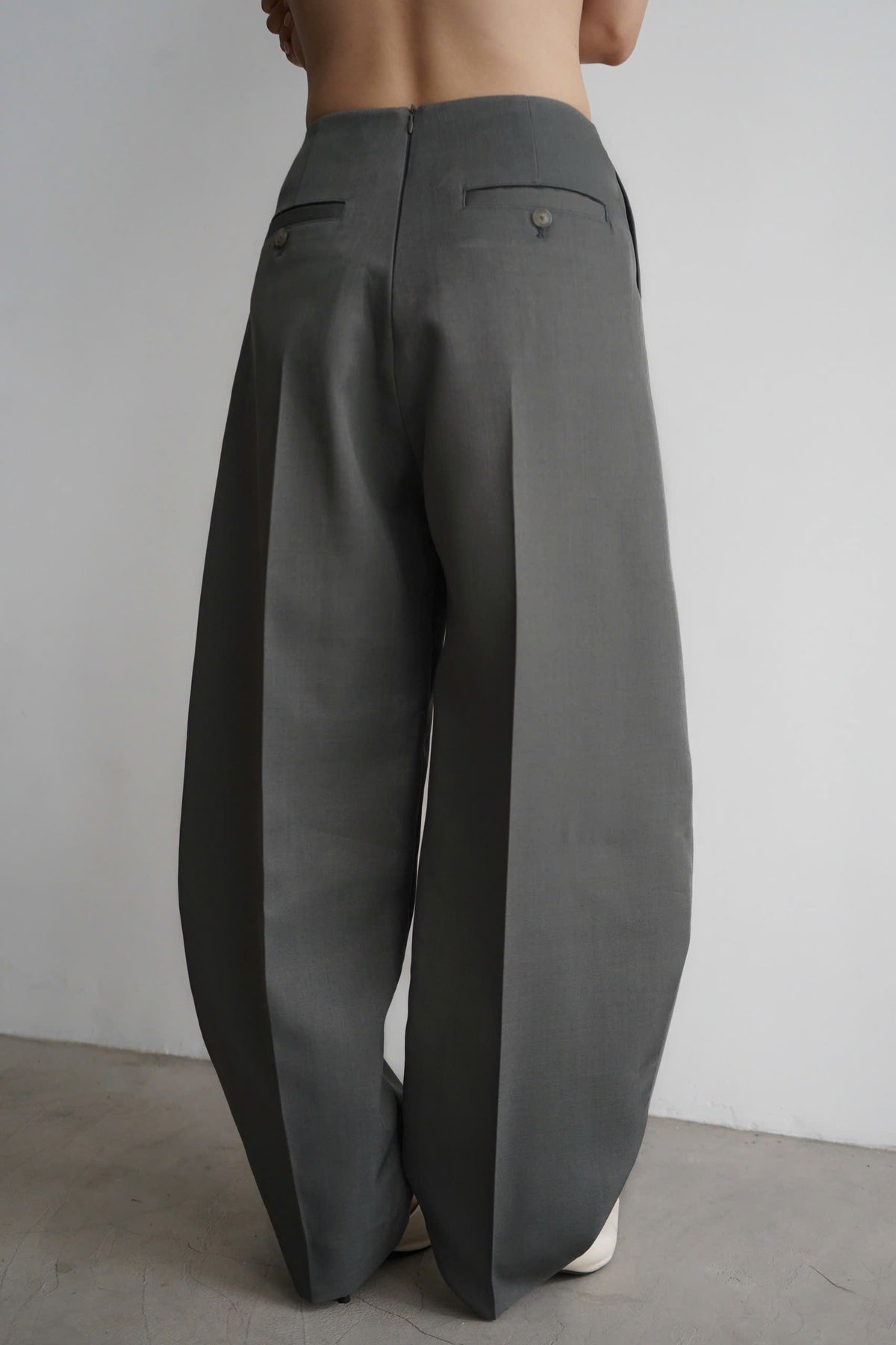 "LẤN LƯỚT" PANTS - GRAY 