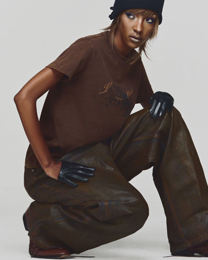 EARTHY BROWN EIGHT HORSES FORWARD TEE
