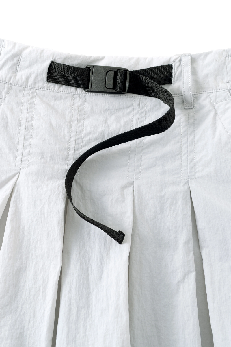 LIGHT GRAY WII POLYAMIDE PUFFY CARGO MINI SKIRT