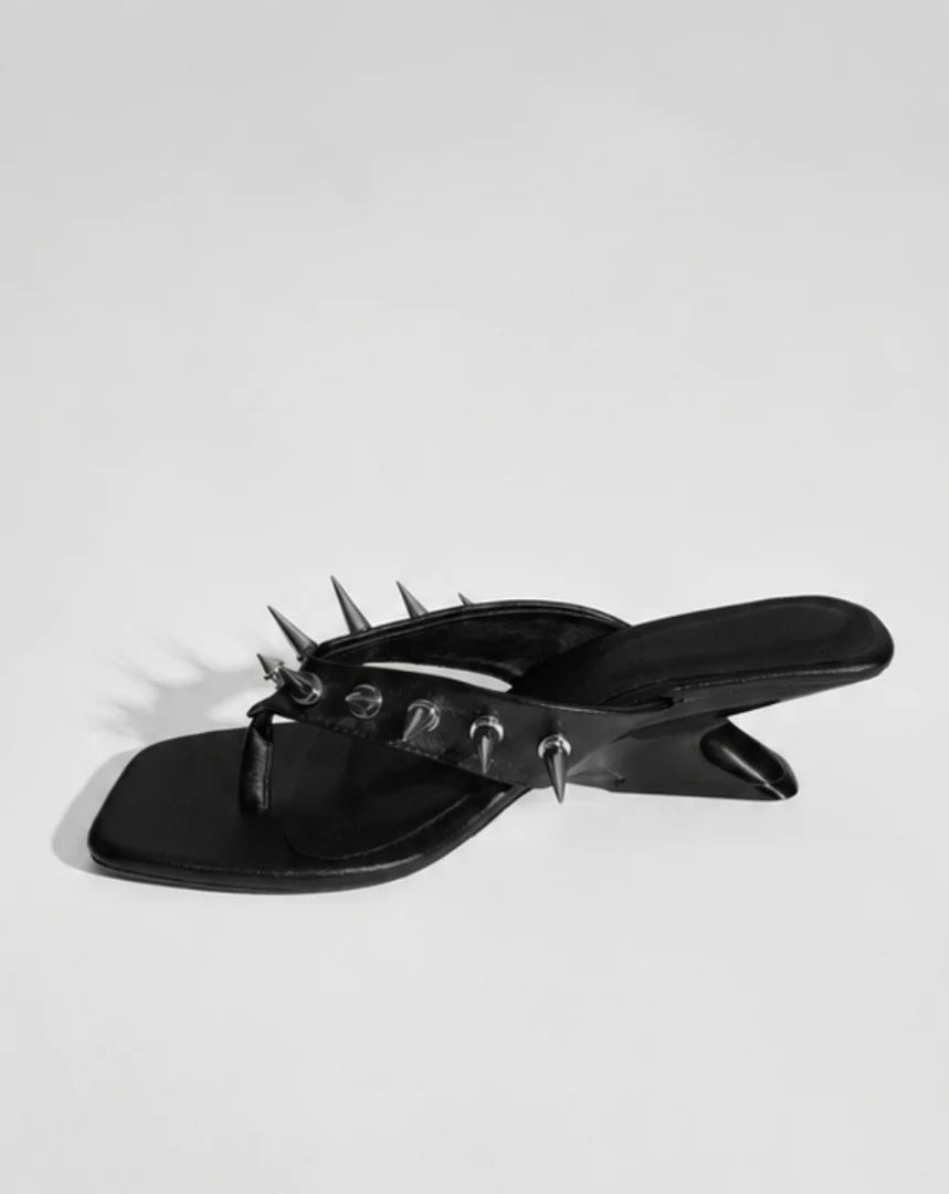 BD SANDALS (IN WHITE)