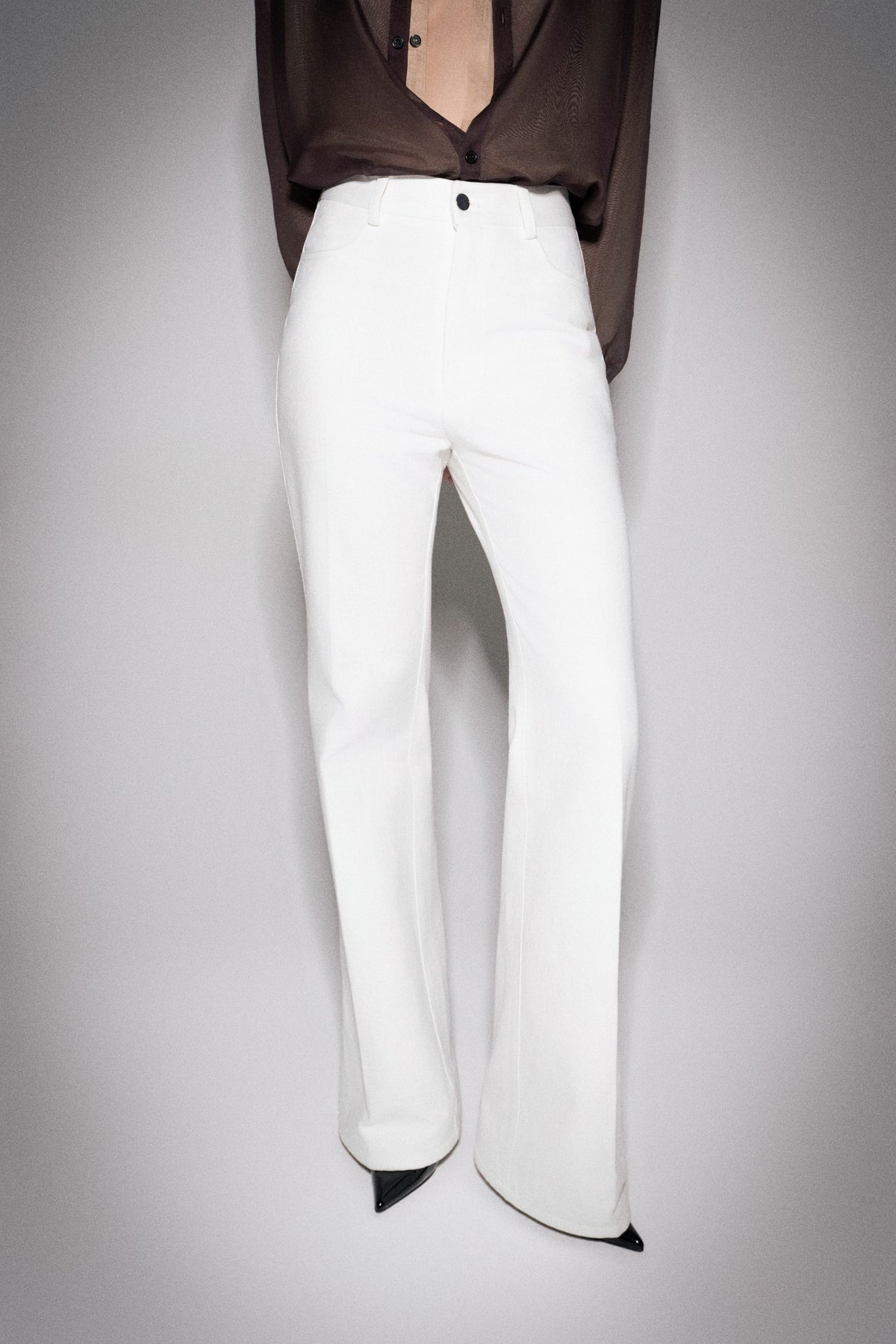 S26 Women's White Jeans